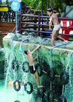 Công viên nước không đảm bảo an toàn? ảnh 2